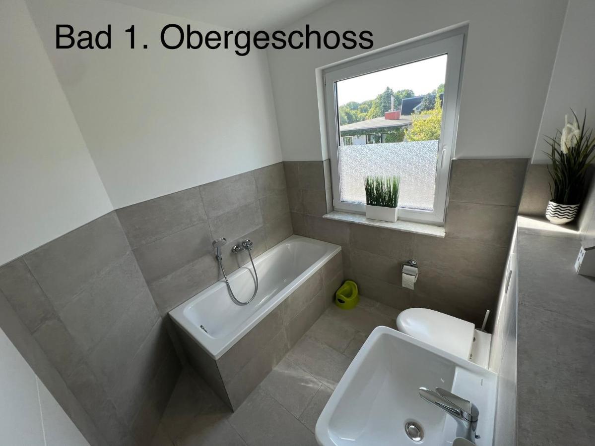 Vila Doppelhaushaelfte Mit Terrasse Elmenhorst/Lichtenhagen Exteriér fotografie